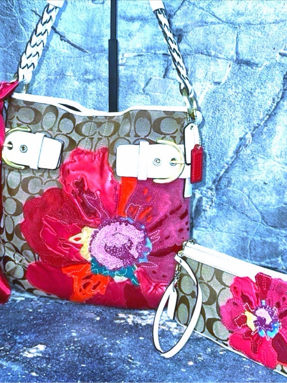 Y2K Coach Poppy 6123 Signature Shoulder Bag /wristlet with Red Floral Appliqué
